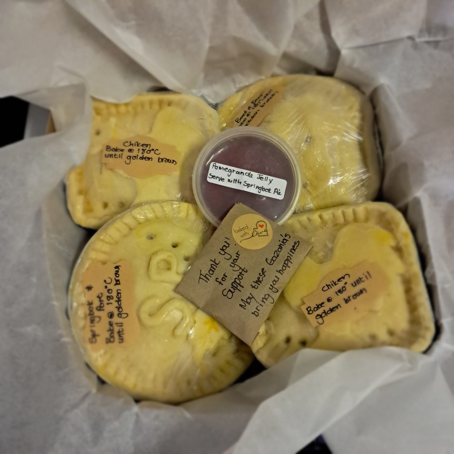 Helena se handgemaakte pasteie met handgeskrewe instruksies en granaatjelly — BLine Plaaswinkel